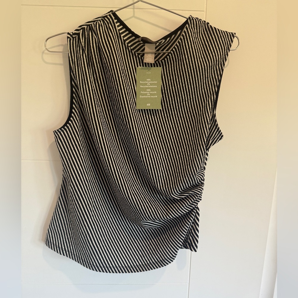 H&M Black and White Asymmetrical ruched Blouse